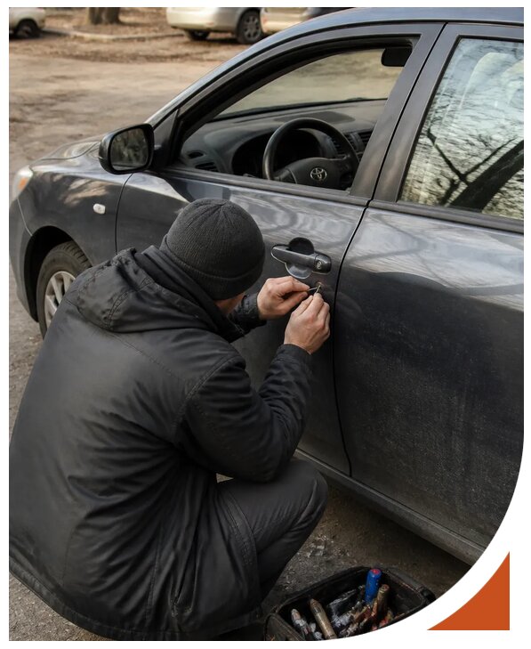 Профессиональное вскрытие автомобиля Тойота без повреждений в Кыштыме